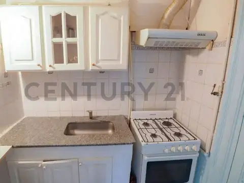 Departamento 7 ambientes con 2 baños