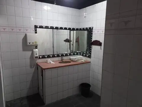 Local en Venta 30 años