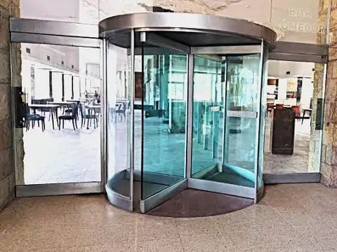 Local en Alquiler 50 años