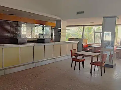 Local en Alquiler 50 años