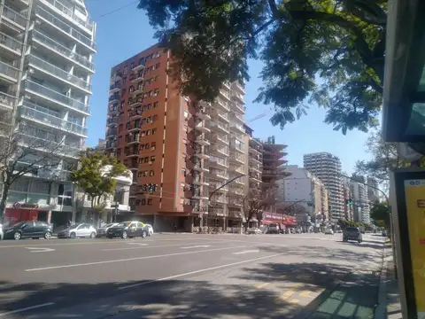 Oficina en Alquiler al Noreste