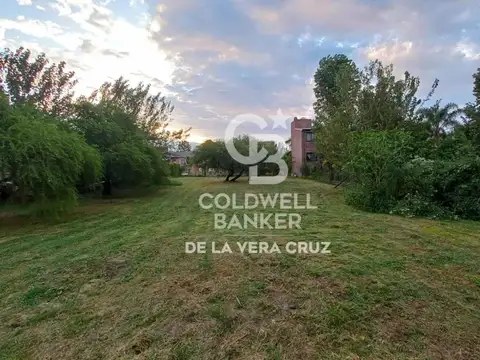 Terreno en Venta 50  mts Fondo