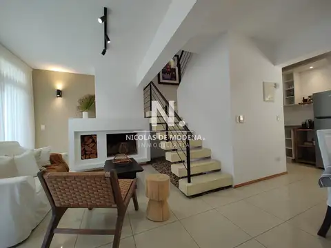 Hermosa casa de 3 dormitorios.