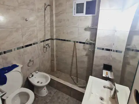 Casa en alquiler en Ramos Mejia Sur