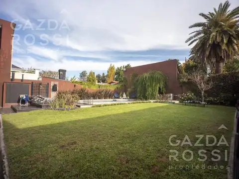 Casa en Venta en Adrogue, USD 980.000