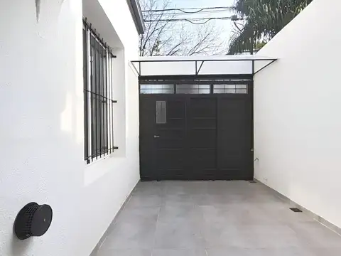 Depto Tipo Casa 3 ambientes con 2 baños