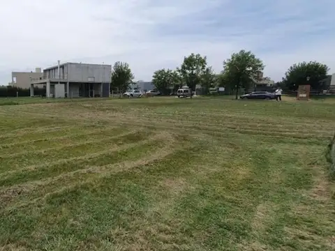 Terreno en Venta en Countries y Barrios Cerrados en Pilar, USD 38.000