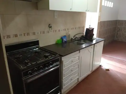 Depto Tipo Casa 3 ambientes con 1 baño