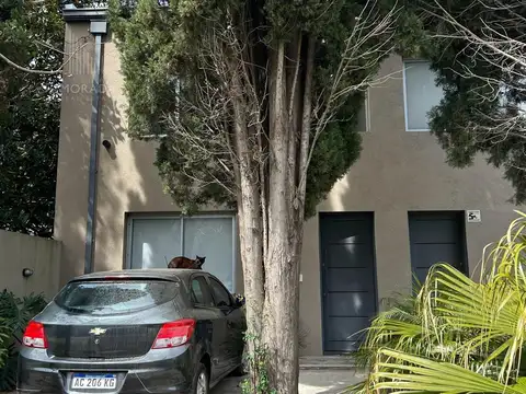 Duplex en venta 4 ambientes Barrio Semicerrado Montecarlo Del Viso Pilar con financiacion