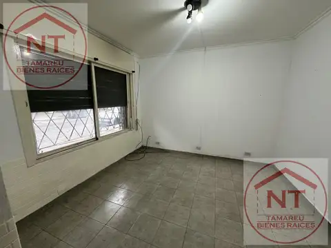 Depto Tipo Casa 2 ambientes con 1 baño