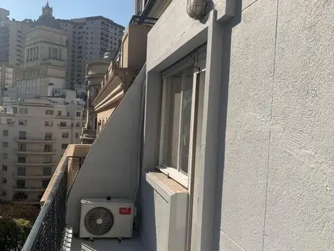 Esmeralda 1200 , Piso 7