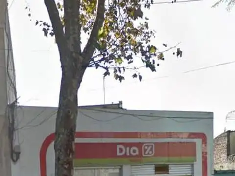 Venta de Local con Renta en Parque Chacabuco - Flores