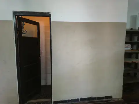 Local en Alquiler Via Púb.