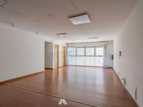 Oficina en Venta en Ciudad Vieja, USD 72.000