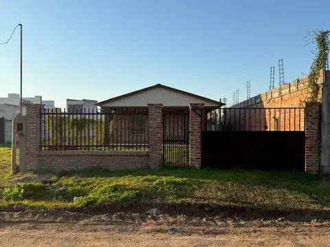 CASA DE 3 AMBIENTES EN VENTA EN GOYA CORRIENTES