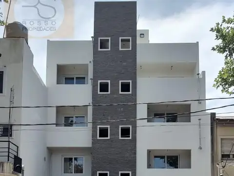 Departamento 1 Ambientes en Alquiler - Morón - Primera Categoría