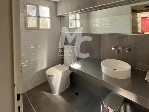 Casa 7 ambientes con 3 baños