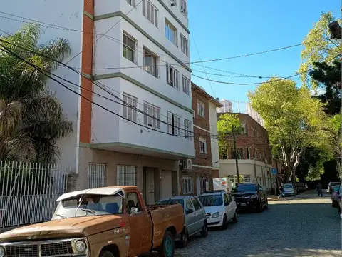 Departamento en Venta en Olivos Vias/Rio, USD 112.000