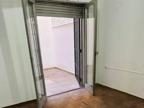 Departamento en Venta en Alberdi, USD 35.000