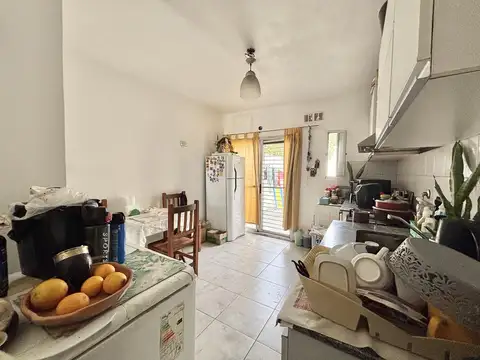 Duplex en venta actualizado en Escobar con PATIO, PARRILLA Y COCHERA