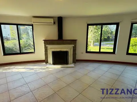 Casa en Alquiler de 4 dormitorios