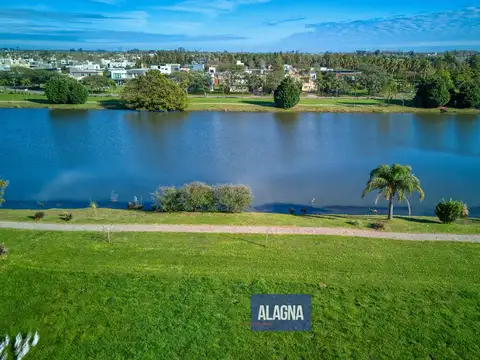 Terreno en Venta en Puerto Roldan, USD 123.600