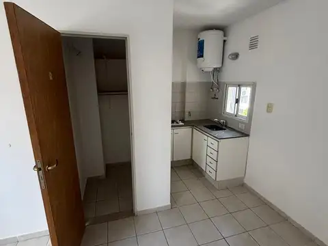 Departamento en Alquiler en Centro, $ 350.000