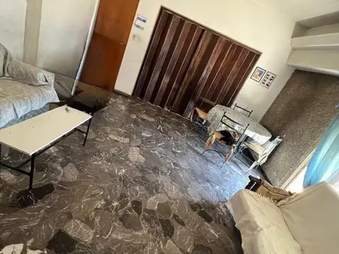 Depto Tipo Casa en Venta en Centro, USD 120.000