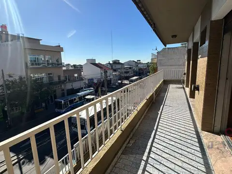 Departamento en Alquiler en General San Martin, $ 750.000