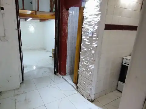 Depto Tipo Casa 2 ambientes con 1 baño