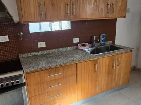 Depto Tipo Casa en Venta 69 años
