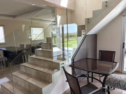 Casa en Alquiler en San Lucas, USD 1.800