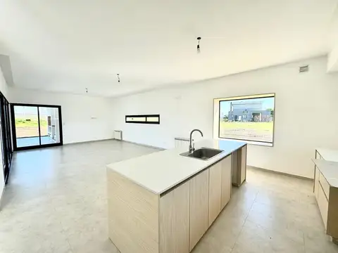 VENTA CASA 4 AMB SAN SEBASTIAN PILAR PILETA