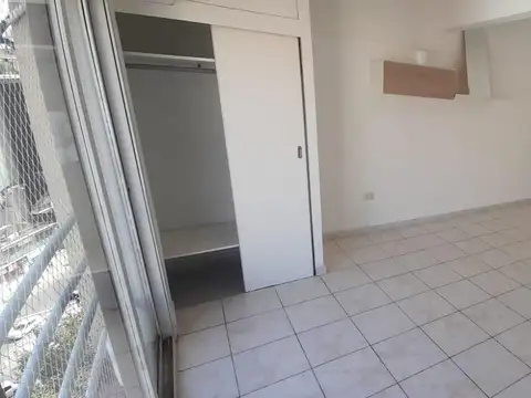 Departamento en Venta en Cid Campeador, USD 74.000