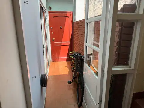 Depto Tipo Casa en Venta en Almagro, USD 65.000