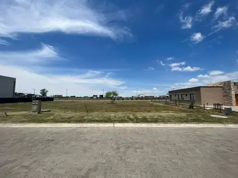 Terreno en Venta en Countries y Barrios Cerrados en Guillermo Hudson, USD 70.000