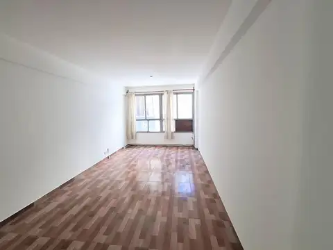 Oficina en Venta en Tribunales, USD 48.000