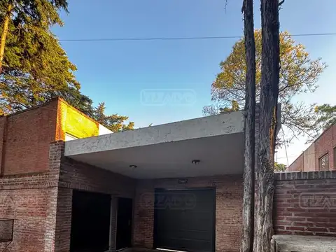 Almafuerte Y Gorriti 3900