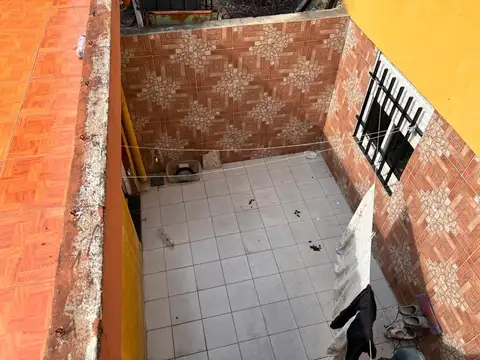 Departamento 7 ambientes con 2 baños