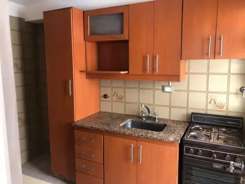 DEPARTAMENTO 2 AMBIENTES AMPLIOS - APTO PROFESIONAL
