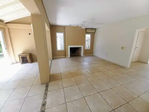 Casa en Venta en Septiembre, USD 250.000