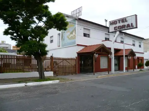 Hotel Sobre Plaza Pereyra