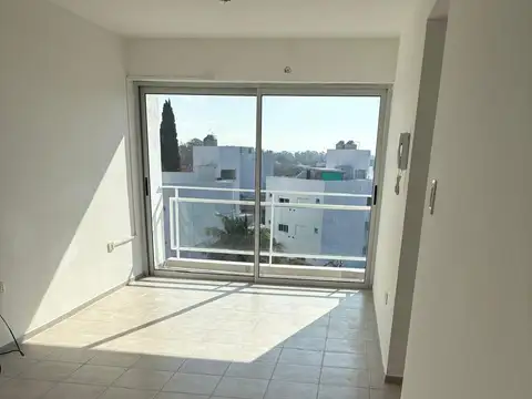 Departamento en Alquiler en La Plata, $ 690.000