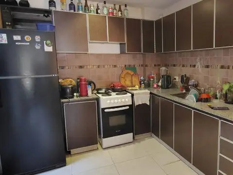 Depto Tipo Casa en Venta con 1 cocheras