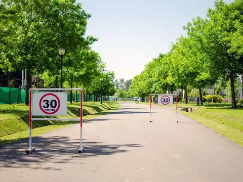 Terreno en Venta 23  mts Frente