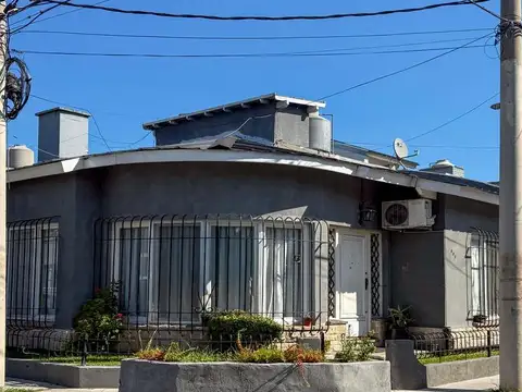 Casa en Villa Sarmiento