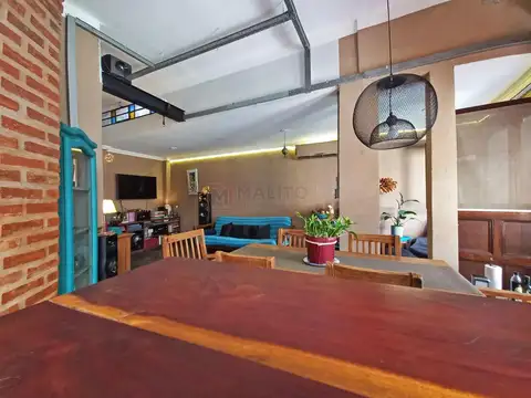 Venta Casa 3 Ambientes  con Taller, Patio y Parrilla