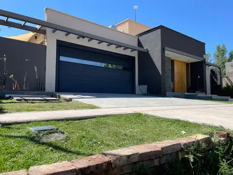 25 de mayo oeste 1700