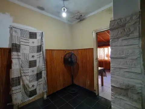 Casa 3 ambientes con 1 baño