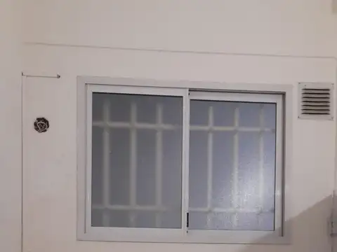 Depto Tipo Casa en Alquiler de 3 ambientes